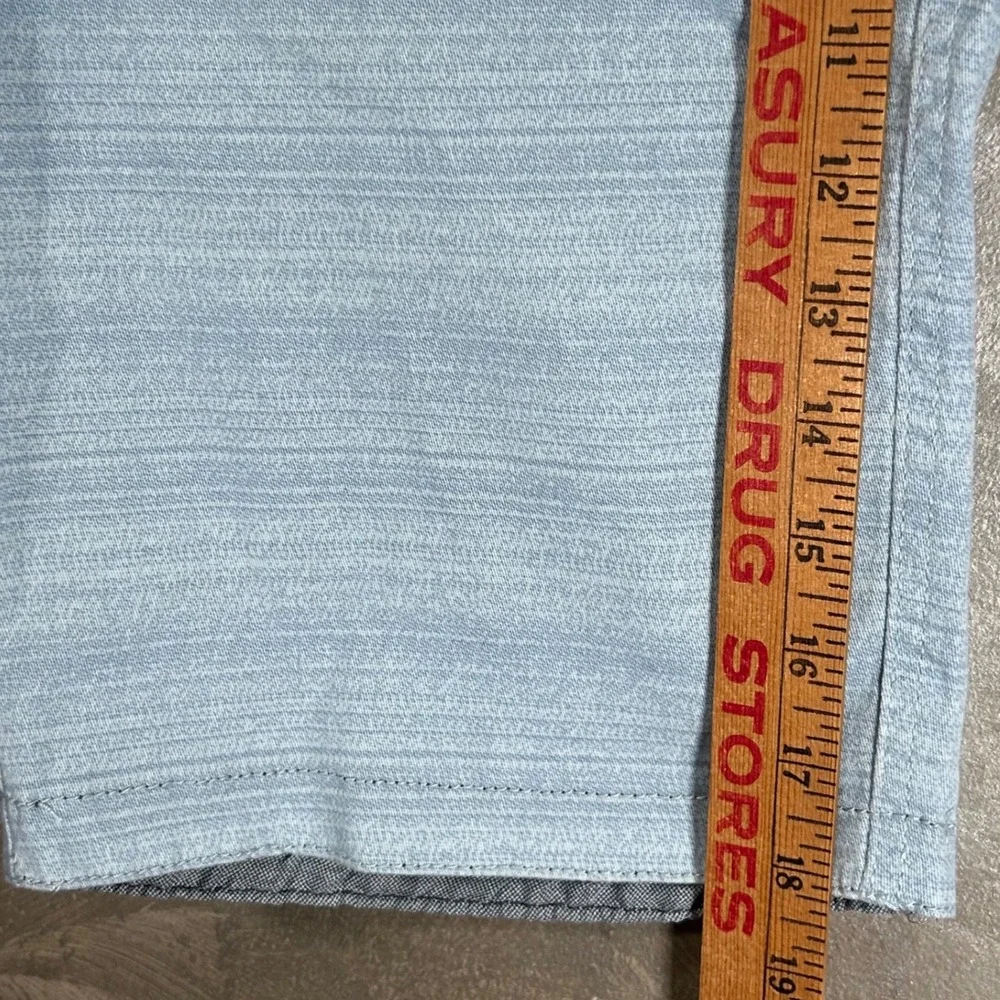Company 81 Mens Stretch Chino Shorts Light Blue Textured Belted Size 30 New